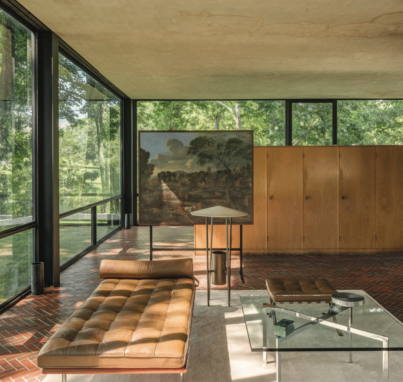 THE GLASS HOUSE